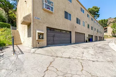 7901 Via Stefano, Burbank, CA 91504 - Photo 3