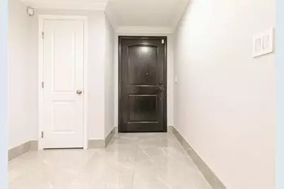 7901 Via Stefano, Burbank, CA 91504 - Photo 5