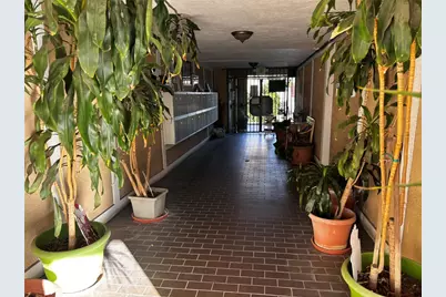 121 Sinclair Avenue #103, Glendale, CA 91206 - Photo 17