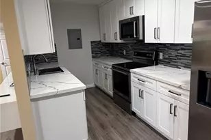 121 Sinclair Ave, Glendale, CA 91206 - Photo 7