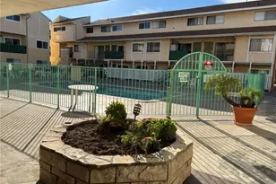 121 Sinclair Ave, Glendale, CA 91206 - Photo 15