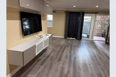 121 Sinclair Avenue #103, Glendale, CA 91206 - Photo 5