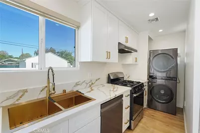 12317 Roscoe, Los Angeles, CA 91352 - Photo 17