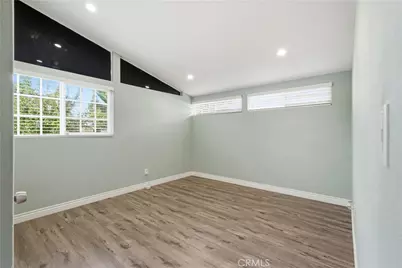 16456 Kingsbury, Granada Hills, CA 91344 - Photo 23