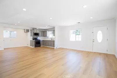 10531 Greenburn Avenue, Sunland, CA 91040 - Photo 15