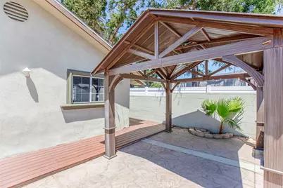 10531 Greenburn Avenue, Sunland, CA 91040 - Photo 9