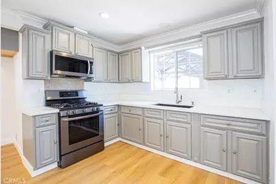 10531 Greenburn Avenue, Sunland, CA 91040 - Photo 17