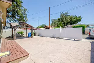 10531 Greenburn Ave, Sunland, CA 91040 - Photo 13