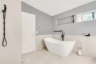 11200 Amestoy, Granada Hills, CA 91344 - Photo 33