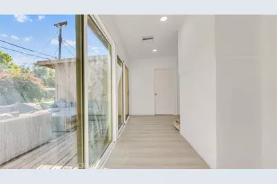 11200 Amestoy, Granada Hills, CA 91344 - Photo 27