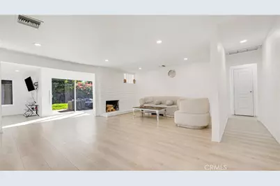 11200 Amestoy, Granada Hills, CA 91344 - Photo 21