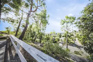 9775 Via Roma, Burbank, CA 91504 - Photo 35