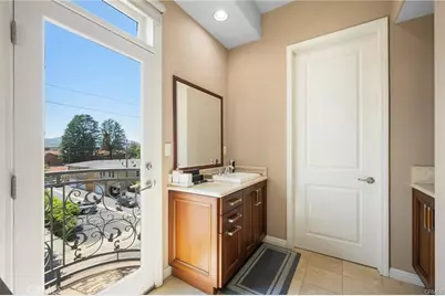 11323 Huston #1, North Hollywood, CA 91601 - Photo 35