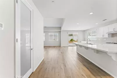2107 Helconia Court, Palmdale, CA 93551 - Photo 7