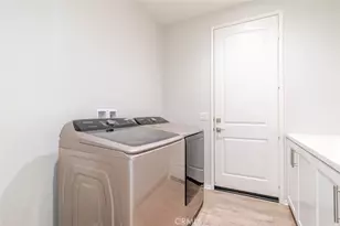 2107 Helconia Ct, Palmdale, CA 93551 - Photo 31