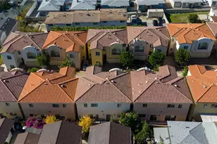 6920 Valmont, Tujunga, CA 91042 - Photo 9