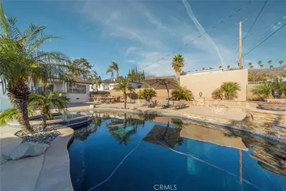 902 E Walnut Avenue, Burbank, CA 91501 - Photo 23