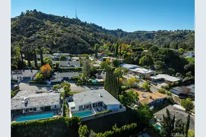 11567 Dona Dorotea, Studio City, CA 91604 - Photo 33