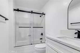 527 E Elmwood, Burbank, CA 91501 - Photo 9