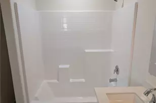 9878 Magnolia Ave, California City, CA 93505 - Photo 11