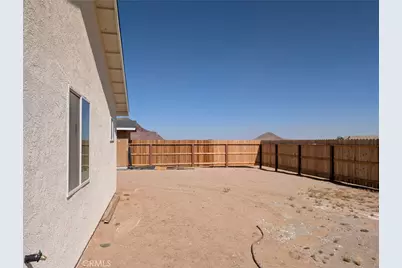 9878 Magnolia Avenue, California City, CA 93505 - Photo 21