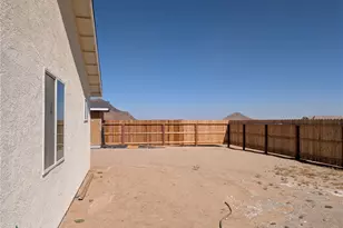 9878 Magnolia Ave, California City, CA 93505 - Photo 21