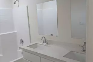 9878 Magnolia Ave, California City, CA 93505 - Photo 13