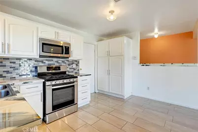 39203 Foxholm, Palmdale, CA 93551 - Photo 11