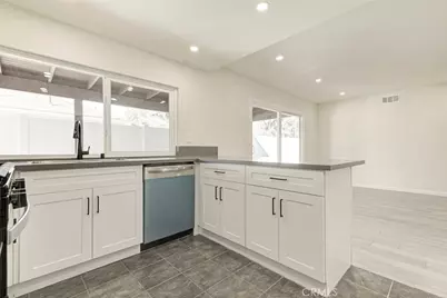 11369 Darby, Porter Ranch, CA 91326 - Photo 19