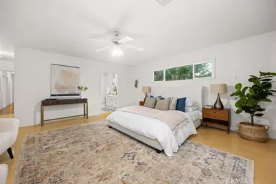 5052 Newcastle, Encino, CA 91316 - Photo 25