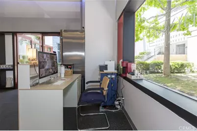 525 N Brand Boulevard, Glendale, CA 91203 - Photo 25