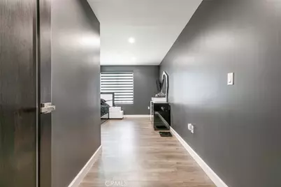 17800 Raymer Street, Sherwood Forest, CA 91325 - Photo 31