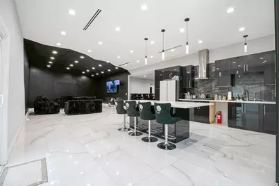 17800 Raymer Street, Sherwood Forest, CA 91325 - Photo 23