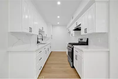 17303 Chatsworth Street #4, Granada Hills, CA 91344 - Photo 5