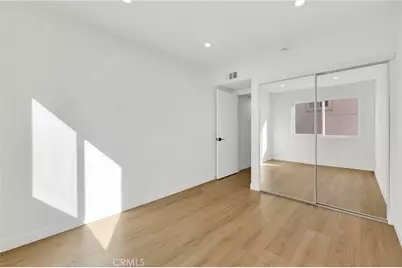 17303 Chatsworth Street #4, Granada Hills, CA 91344 - Photo 19