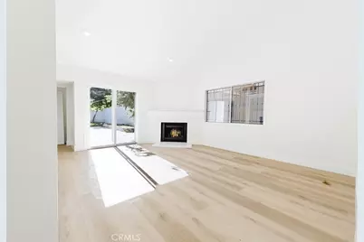 19314 Valerio, Reseda, CA 91335 - Photo 11