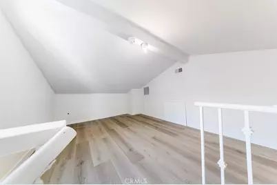 19314 Valerio, Reseda, CA 91335 - Photo 17