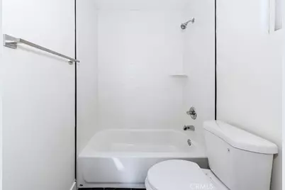 19314 Valerio, Reseda, CA 91335 - Photo 37