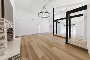 19314 Valerio, Reseda, CA 91335 - Photo 5