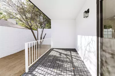 19314 Valerio, Reseda, CA 91335 - Photo 39