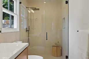 7404 Woodrow Wilson Dr, Hollywood Hills, CA 90046 - Photo 25