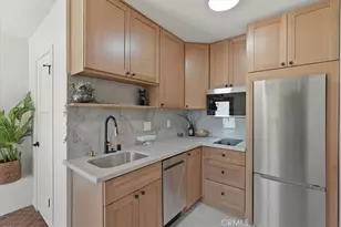 7404 Woodrow Wilson Dr, Hollywood Hills, CA 90046 - Photo 37