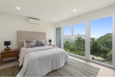 7010 Loyal Trail, Hollywood Hills, CA 90068 - Photo 15