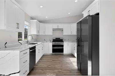 7680 Rockaway Avenue, Yucca Valley, CA 92284 - Photo 17