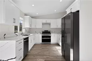 7680 Rockaway Ave, Yucca Valley, CA 92284 - Photo 17