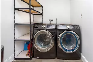 2906 Los Olivos, La Crescenta, CA 91214 - Photo 11