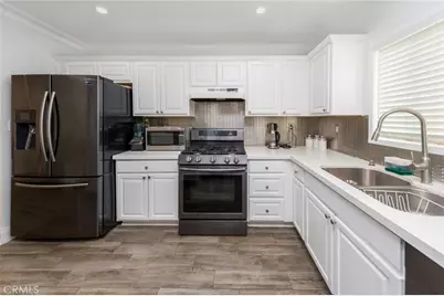 2906 Los Olivos, La Crescenta, CA 91214 - Photo 5