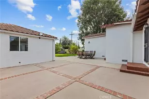 7406 Collett, Van Nuys, CA 91406 - Photo 15