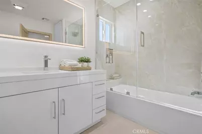 6820 Encino Avenue, Van Nuys, CA 91406 - Photo 25