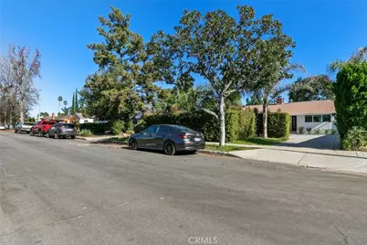 6820 Encino Avenue, Van Nuys, CA 91406 - Photo 37